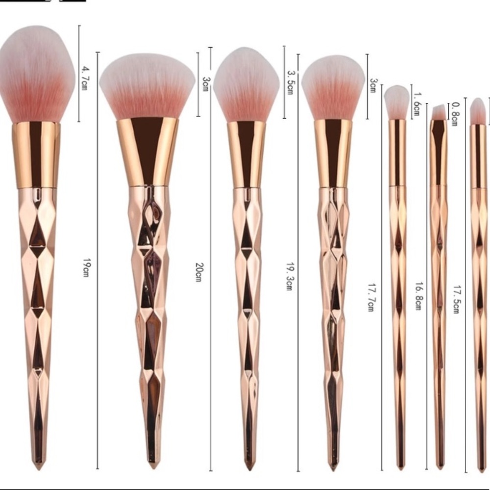 Rose Gold makeup brushes 7 piece NWT - Picture 4 of 4